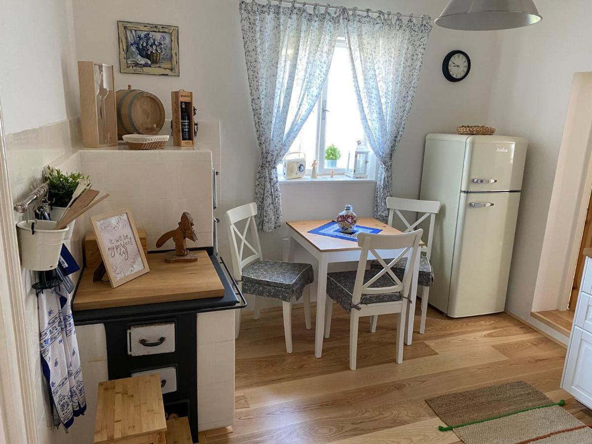 Nad Slovackym Sklipkem Villa Tupesy Eksteriør billede